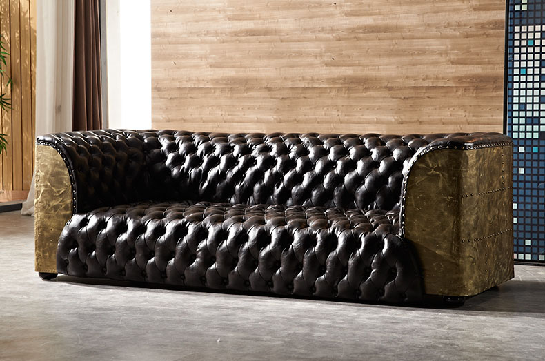 Chesterfield Sofa Detail