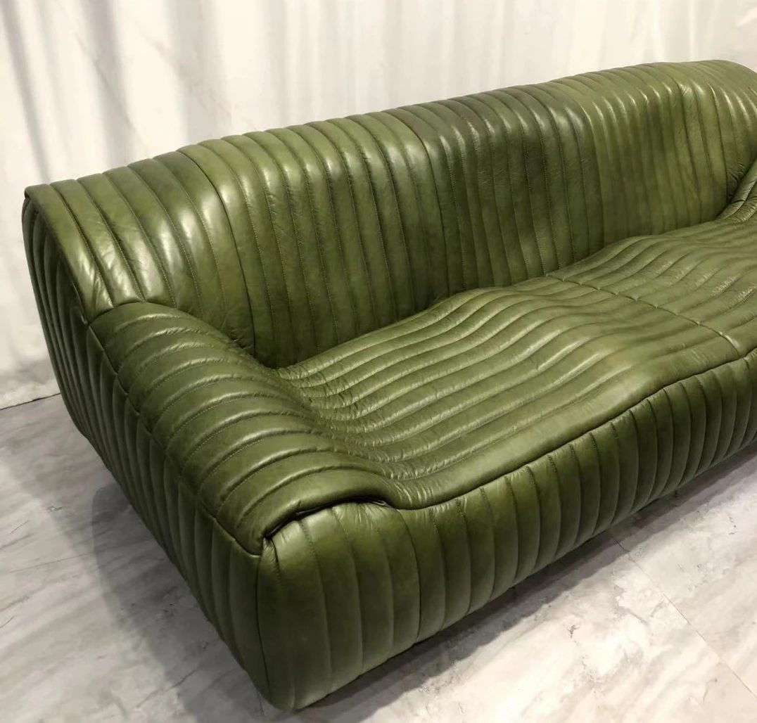 vintage 3 Seater Antique Green Leather Chesterfield Sofa Couch - Image 2