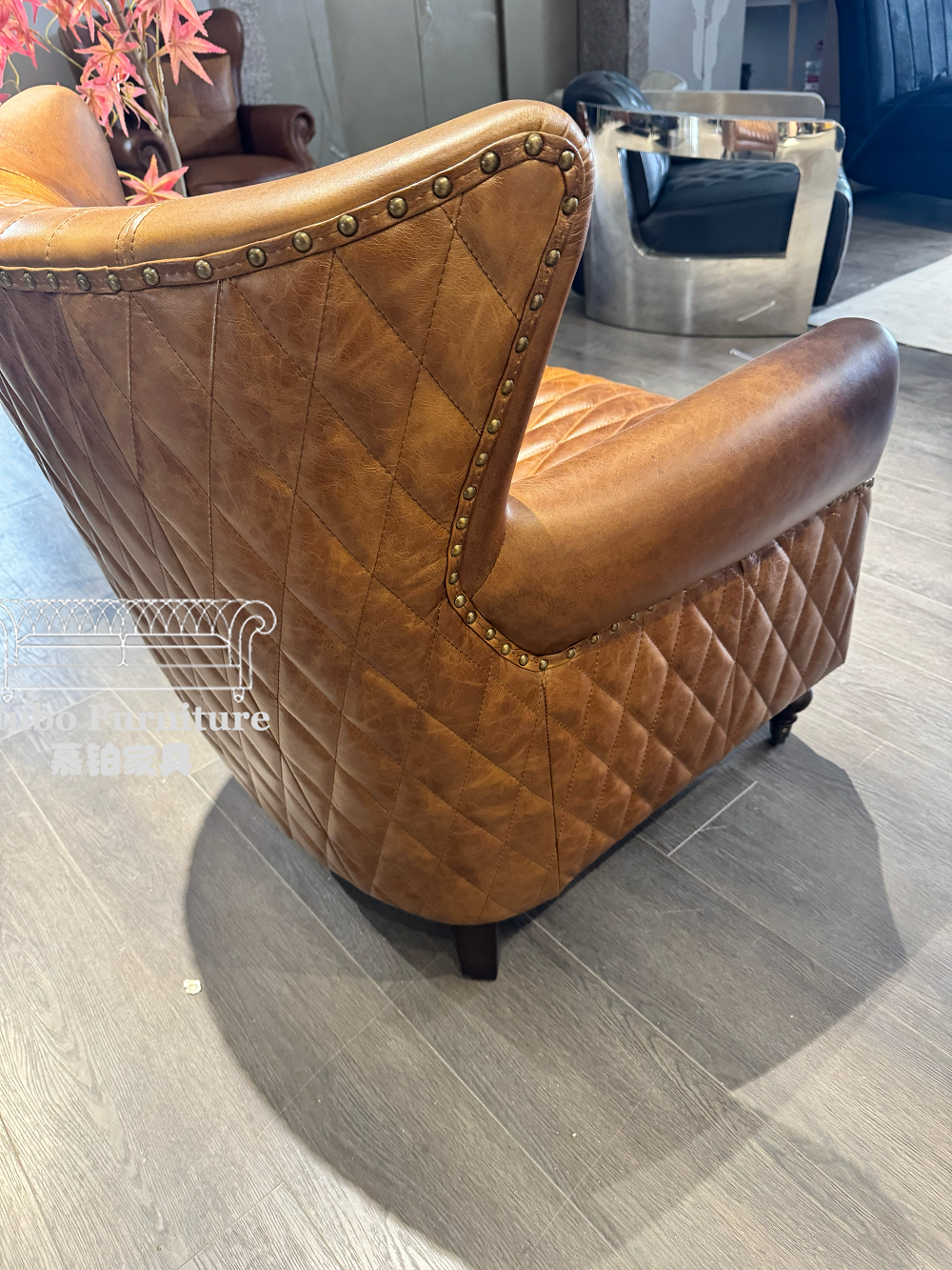 American Retro Bar Club vintage leather accent chair - Image 4