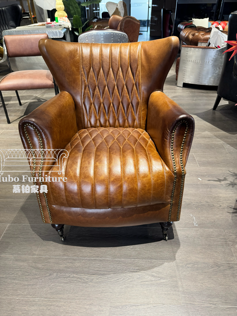American Retro Bar Club vintage leather accent chair - Image 5